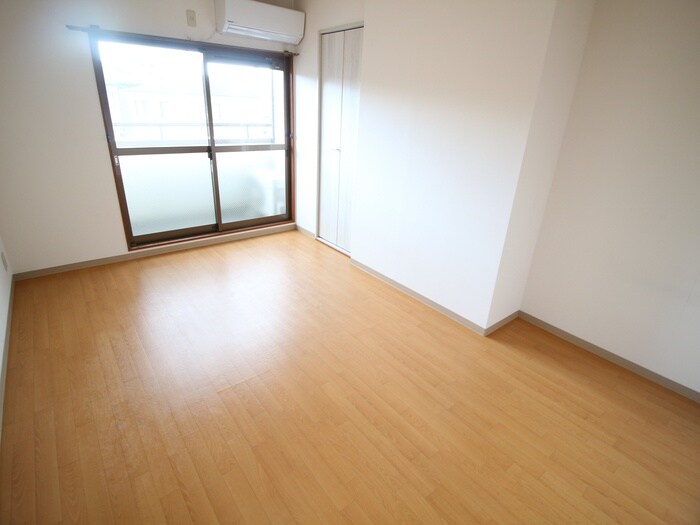 物件内観写真16　(居室)