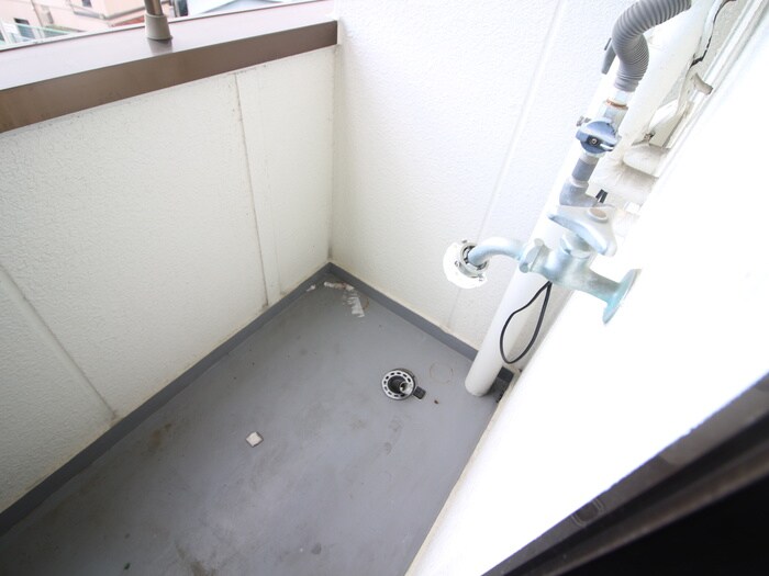 物件内観写真20　(洗濯機置場)