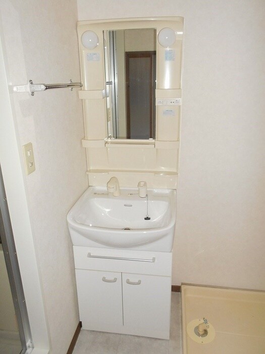 物件内観写真12　(洗面)