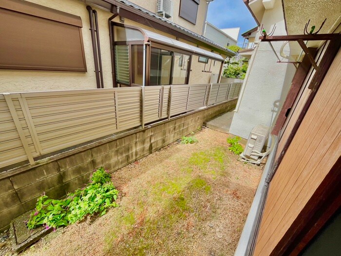 物件内観写真21　(室内からの展望)