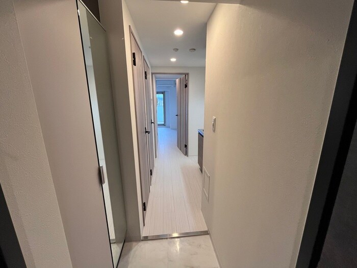 物件内観写真19　(廊下)