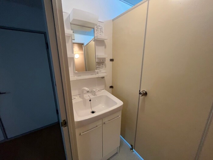 物件内観写真11　(洗面)