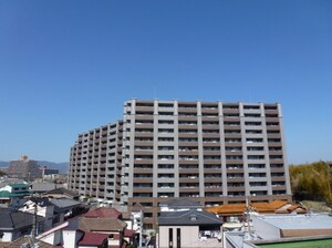 マナ－ズヒル千里(902)外観写真