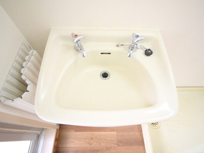 物件内観写真11　(洗面)