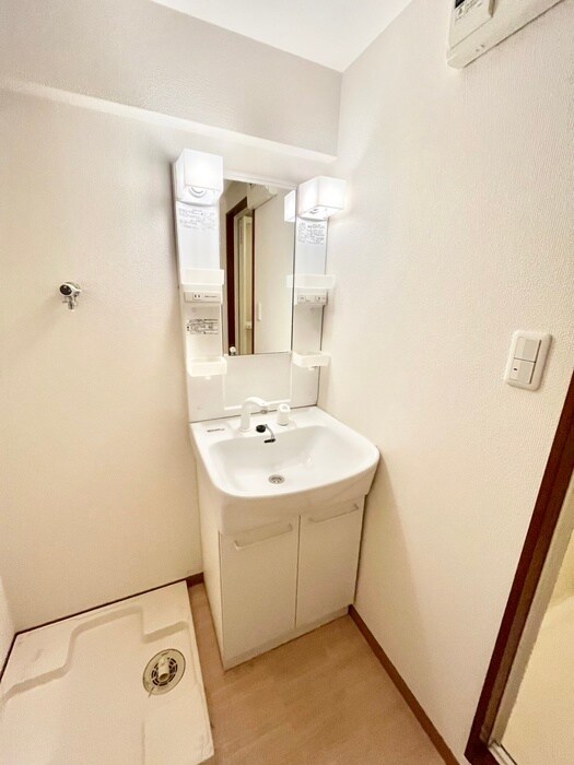 物件内観写真13　(洗面)