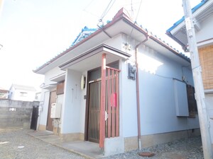 吉田和夫貸家　西棟外観写真