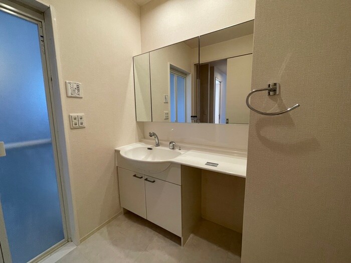 物件内観写真14　(洗面)