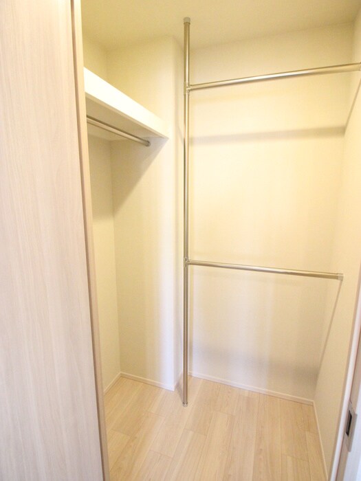 物件内観写真15　(収納)