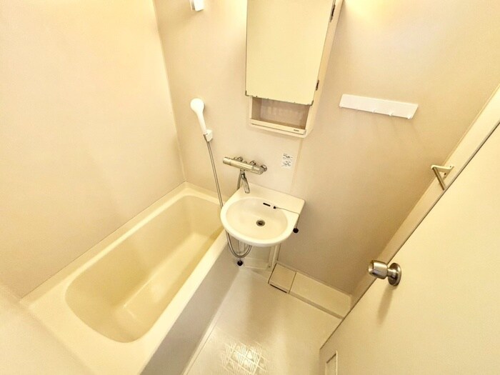 物件内観写真12　(バス／シャワールーム等)