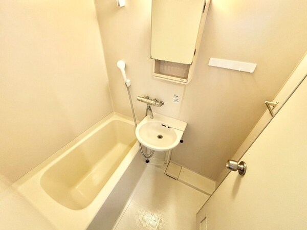 バス／シャワールーム等