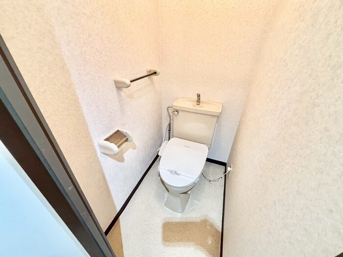 物件内観写真13　(トイレ)