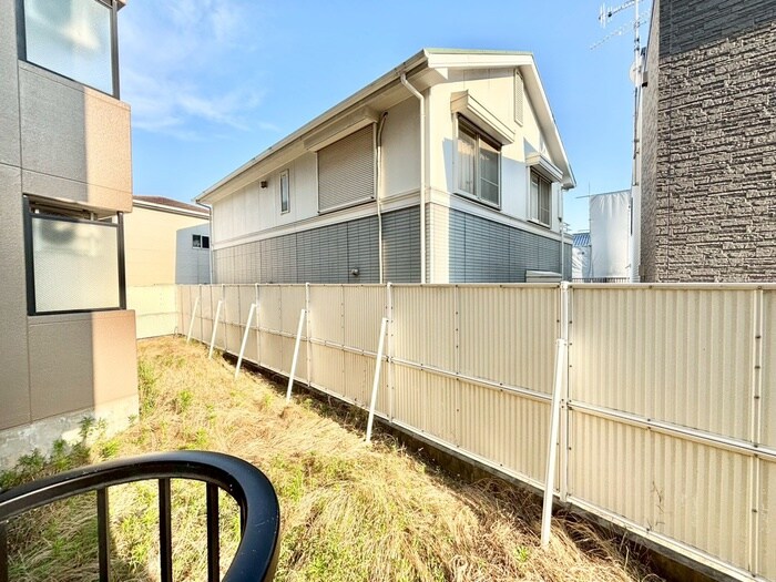 物件内観写真16　(室内からの展望)