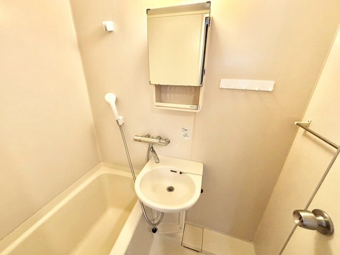 物件内観写真22　(洗面)