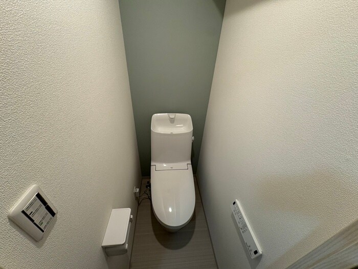 物件内観写真13　(トイレ)