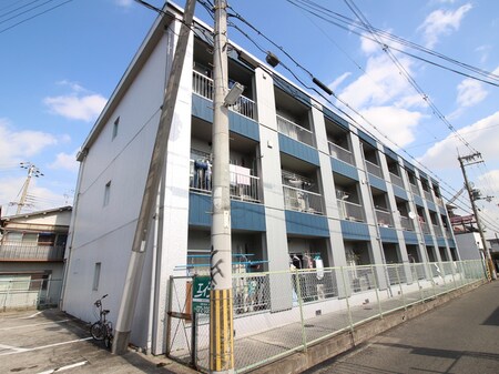 忍マンション外観写真