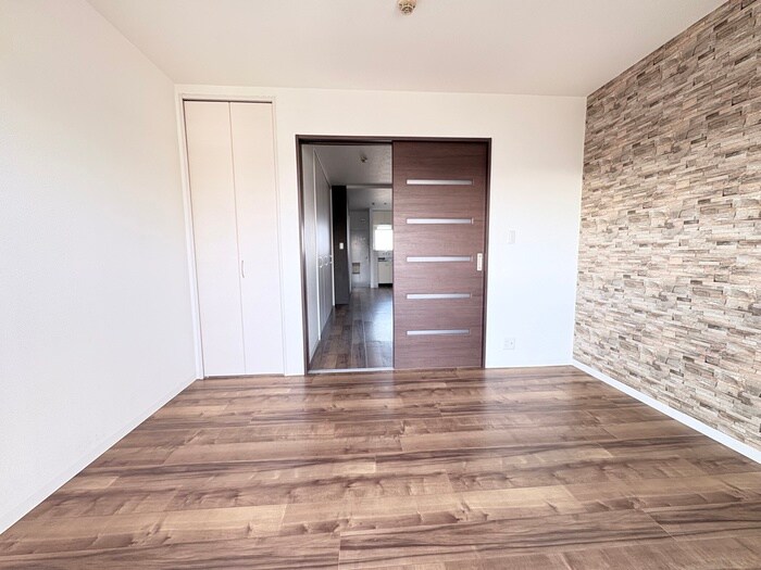 物件内観写真8　(居室)