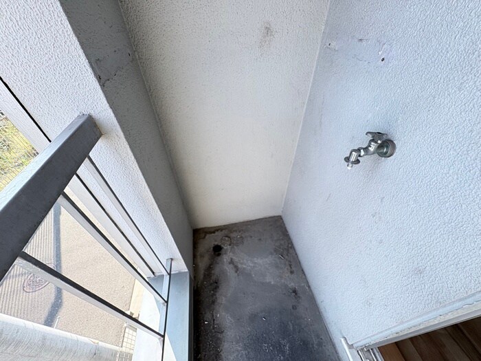 物件内観写真14　(洗濯機置場)