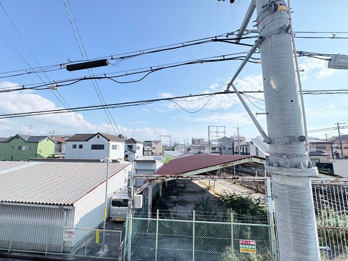 物件内観写真22　(室内からの展望)