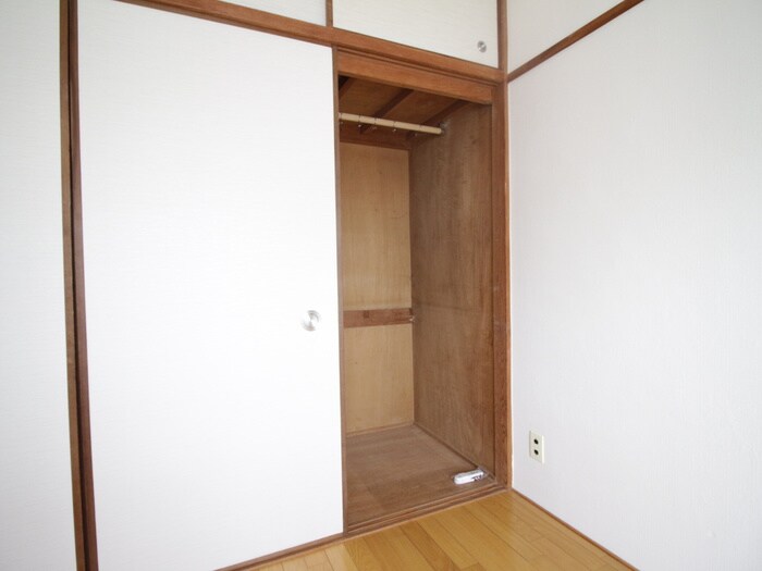 物件内観写真11　(収納)