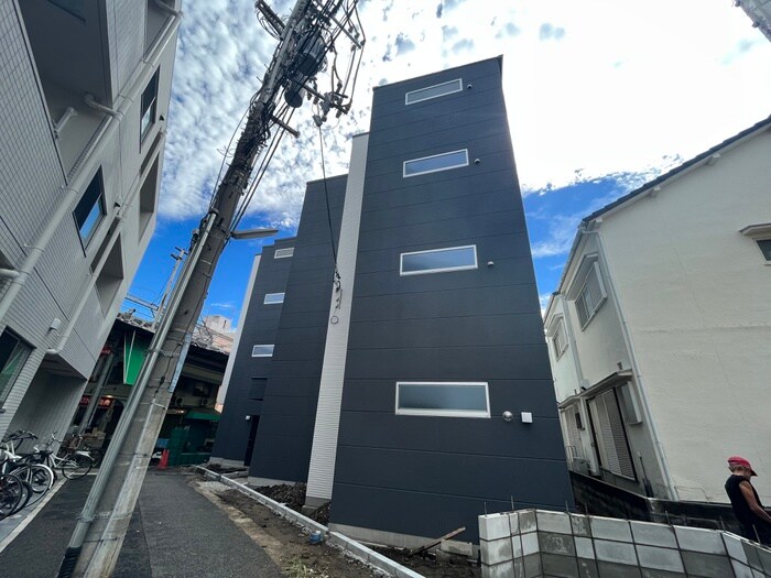 物件外観写真1　(外観写真)