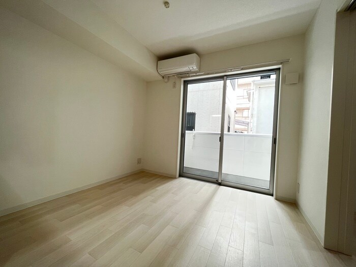 物件内観写真9　(居室)