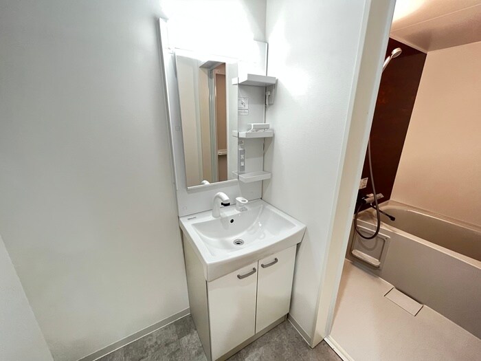 物件内観写真14　(洗面)