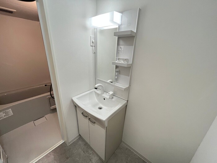 物件内観写真15　(洗面)