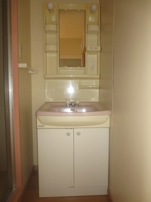 物件内観写真13　(洗面)