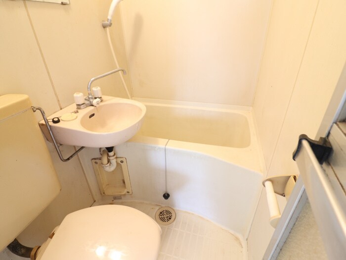 物件内観写真8　(バス／シャワールーム等)