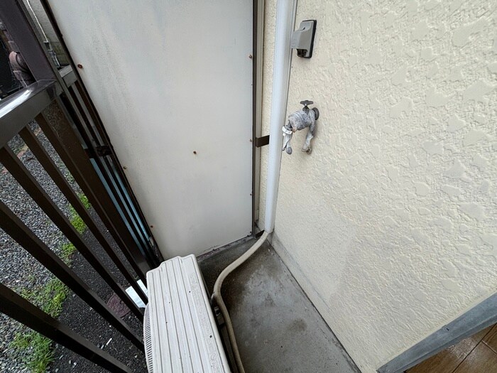 物件内観写真12　(洗濯機置場)