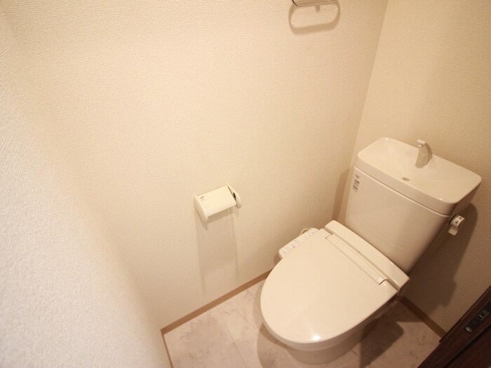 物件内観写真14　(トイレ)