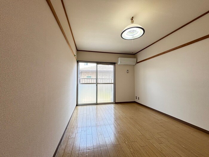 物件内観写真17　(居室)