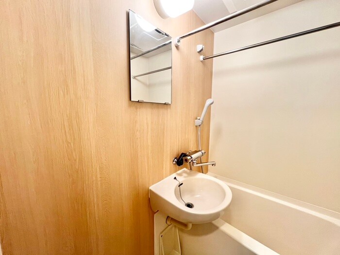 物件内観写真10　(洗面)