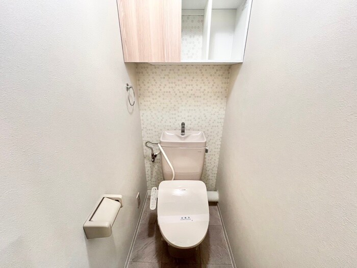 物件内観写真12　(トイレ)