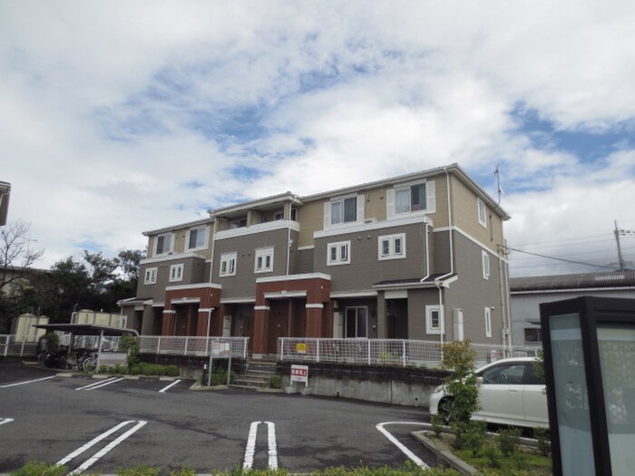 物件外観写真6　(外観写真)