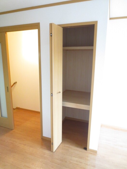 物件内観写真19　(収納)