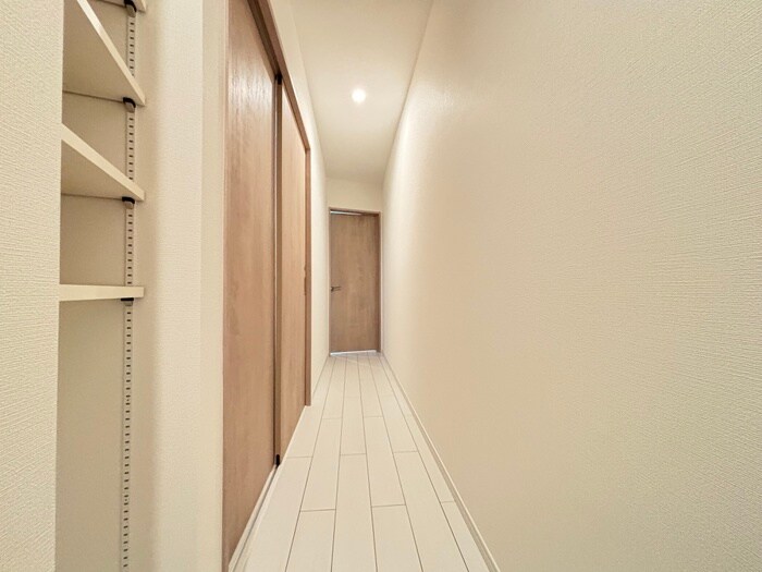 物件内観写真19　(廊下)