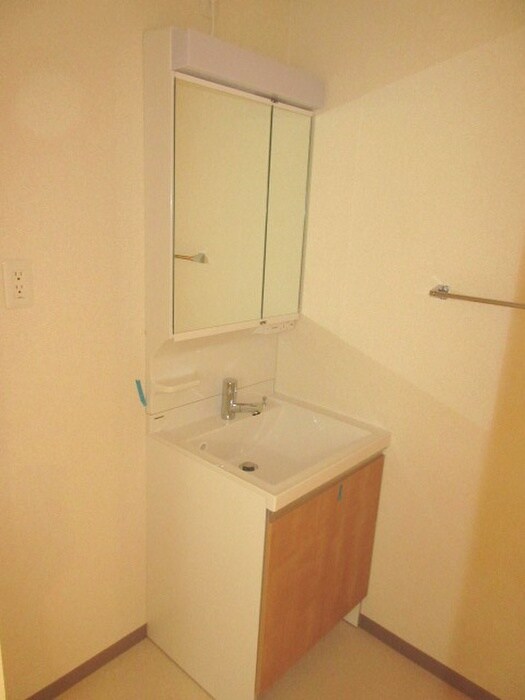 物件内観写真11　(洗面)