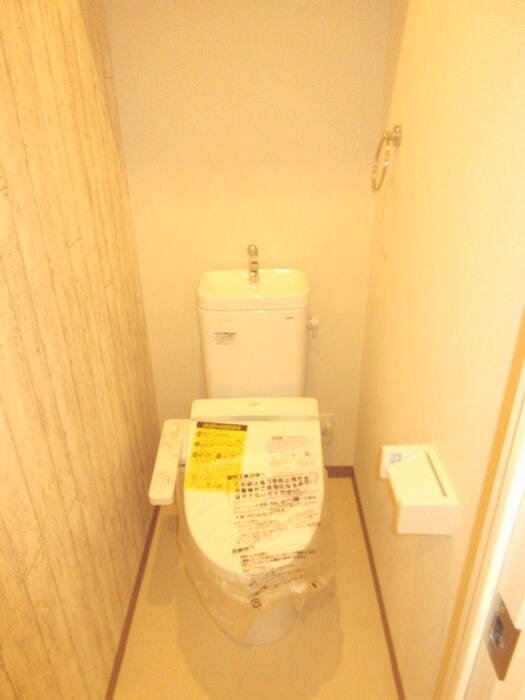 物件内観写真12　(トイレ)