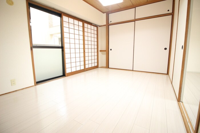 物件内観写真9　(居室)