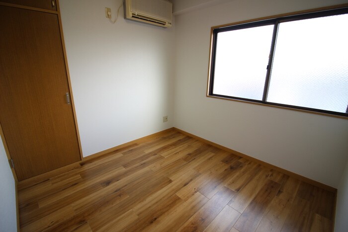 物件内観写真14　(居室)