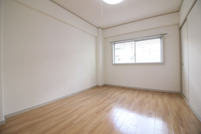 物件内観写真14　(居室)