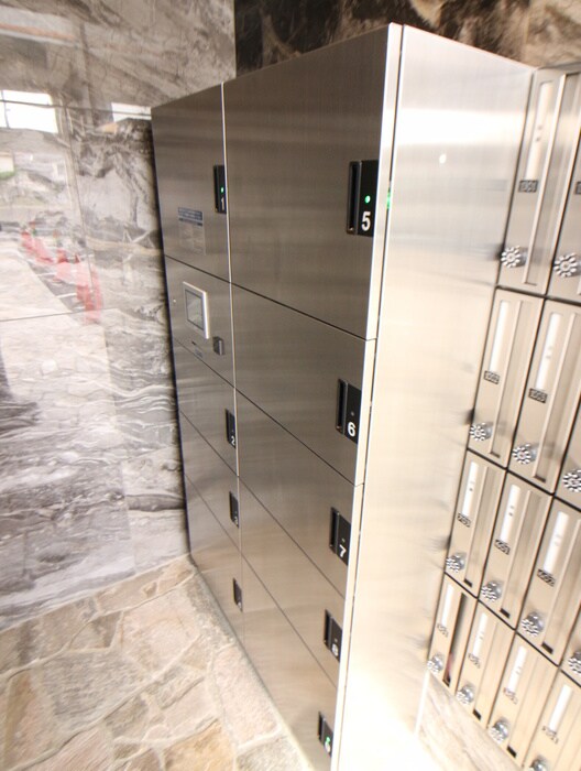 物件外観写真6　(建物設備)