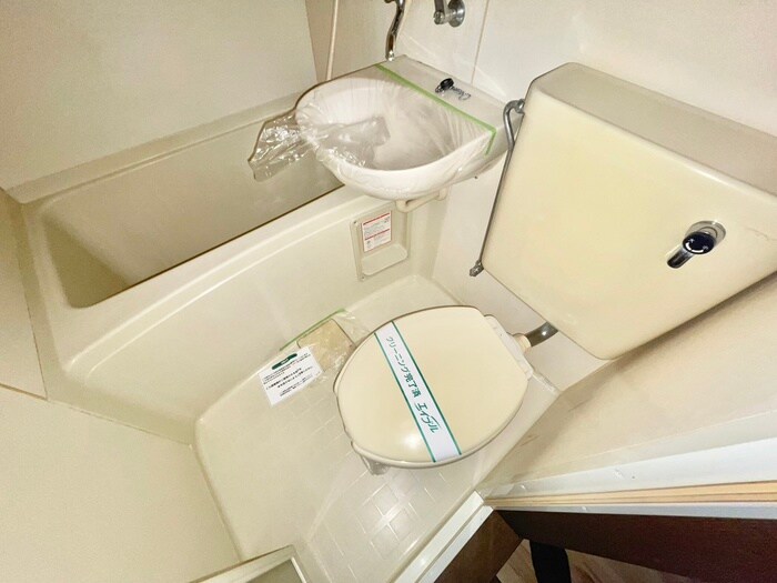 物件内観写真10　(トイレ)