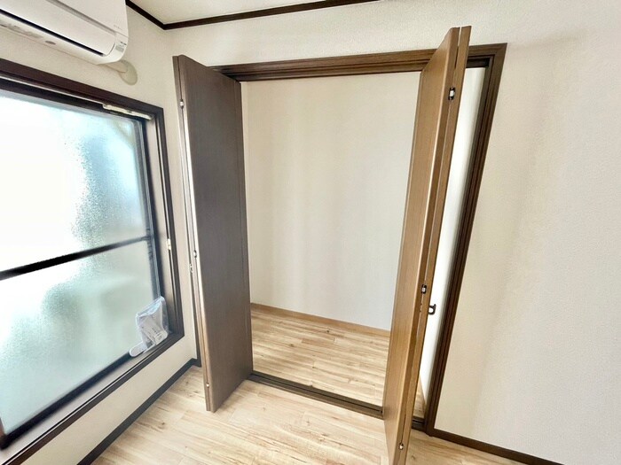物件内観写真11　(収納)