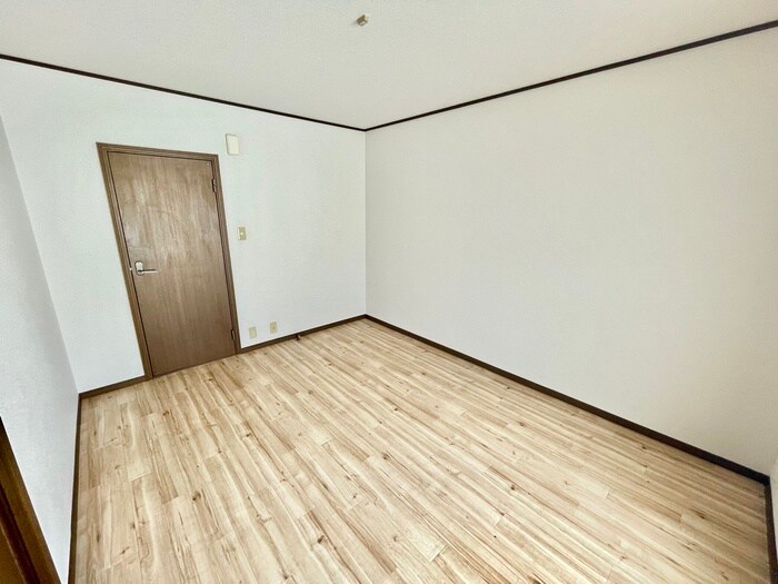 物件内観写真22　(居室)