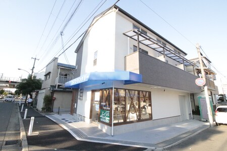 シｬンブル立花外観写真