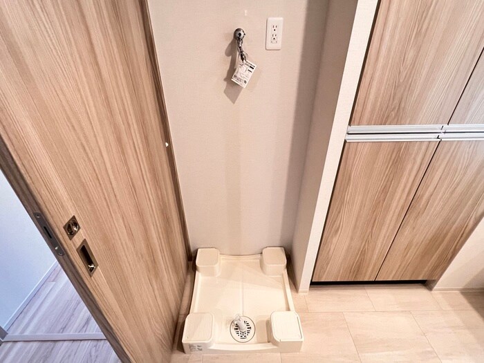 物件内観写真10　(洗濯機置場)