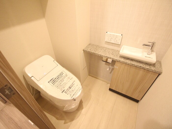 物件内観写真12　(トイレ)