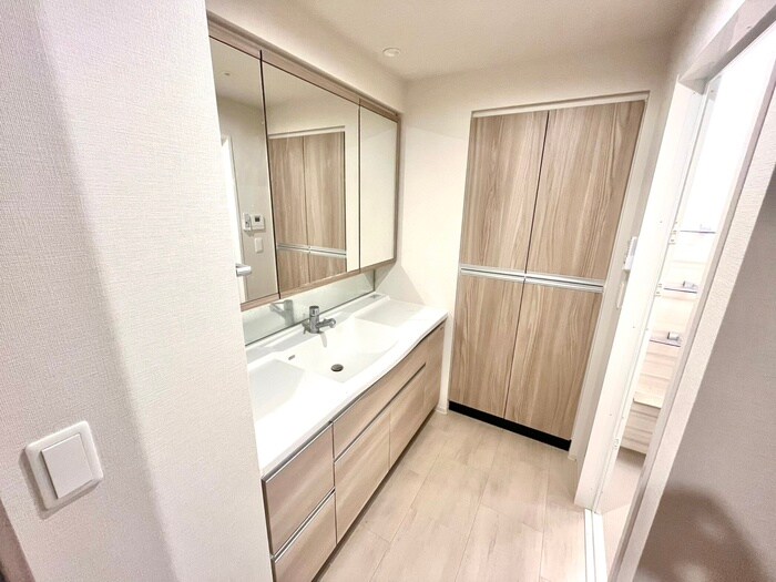 物件内観写真14　(洗面)